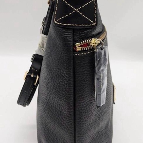 Dooney & Bourke Black Pebbled Leather Shoulder Bag - NWT - Picture 2 of 5